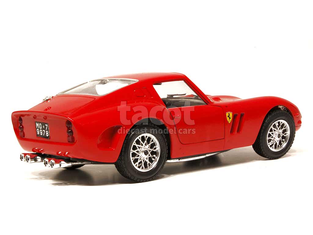 ferrari-250-gto-1962-bburago-italie-1-24-autos-miniatures-tacot