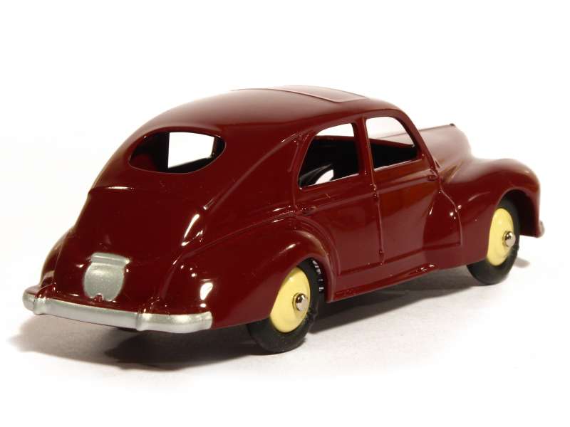 857 Peugeot 203 1952