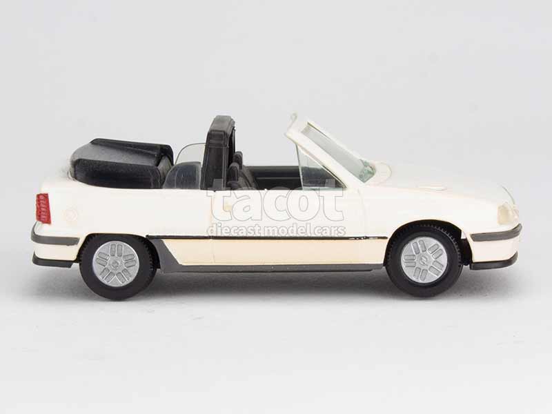 1681 Opel Kadett GSi Cabriolet