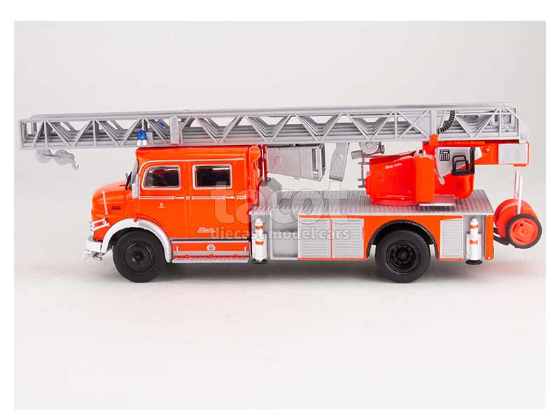 2085 Mercedes L1519 DLK30 Echelle Metz Pompiers 1966