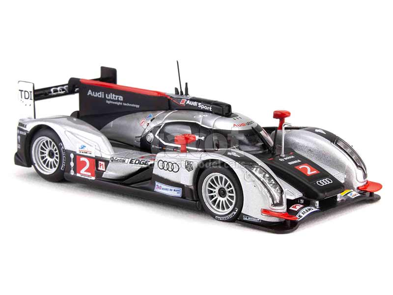 2163 Audi R18 TDi Le Mans 2011