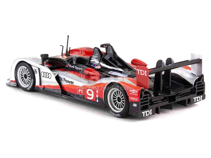 2174 Audi R15 TDi Le Mans 2010