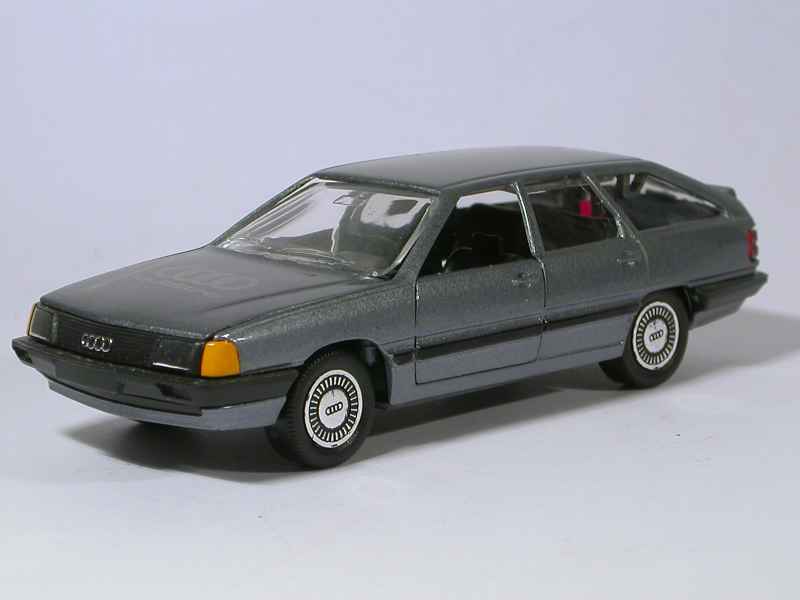 2323 Audi 100 Avant 1984