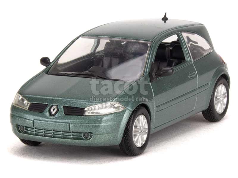2444 Renault Megane II Coupé 2003