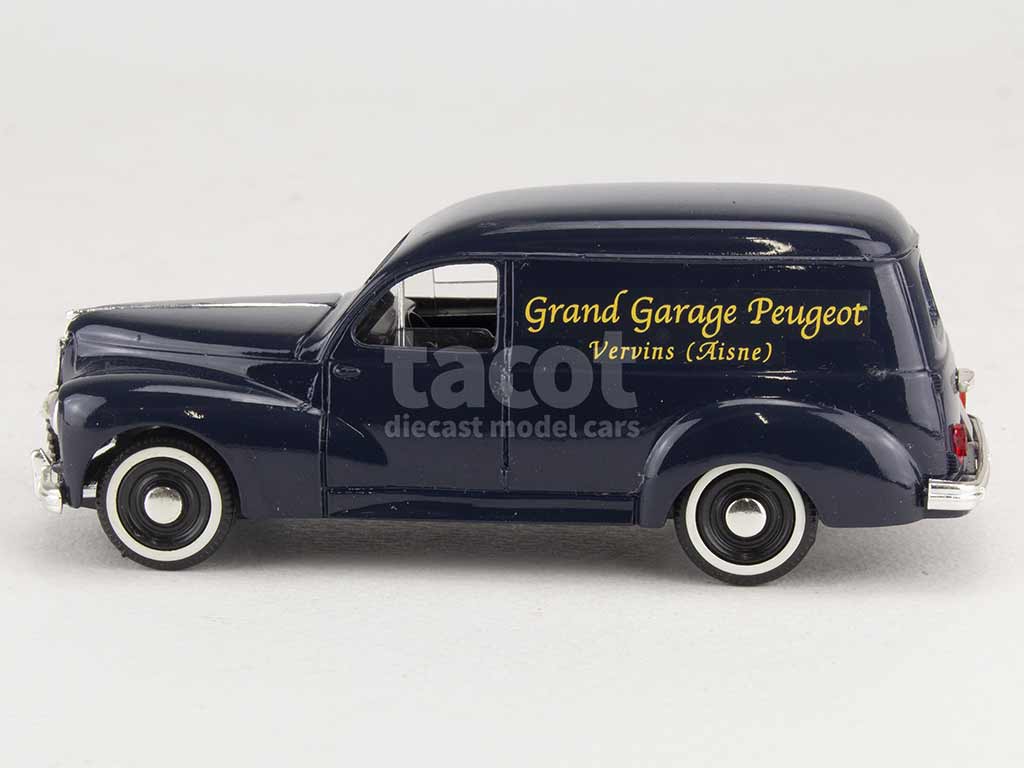 2560 Peugeot 203 Break Tôlé