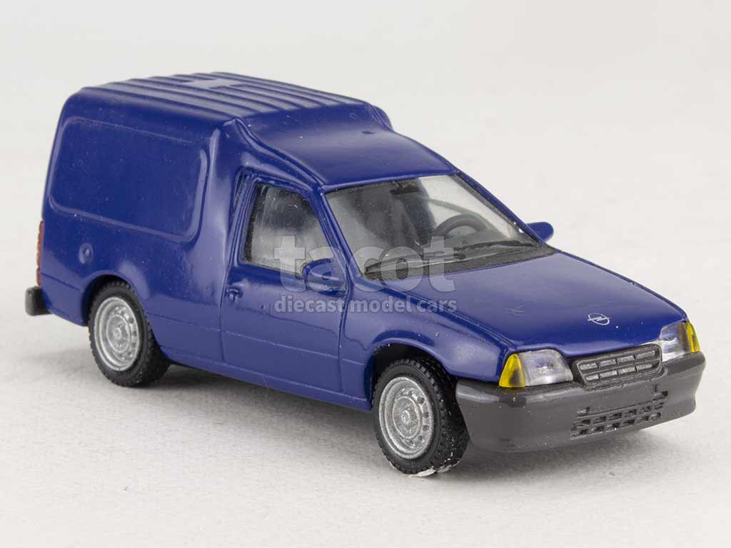 2583 Opel Kadett Combo