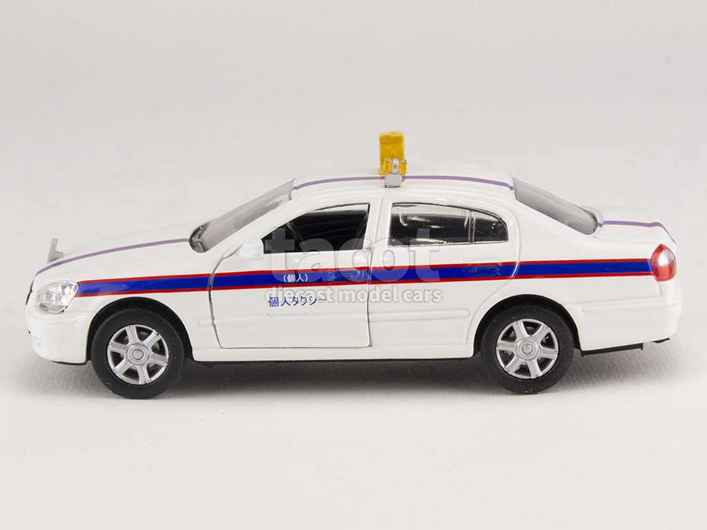 2645 Nissan Cima Police