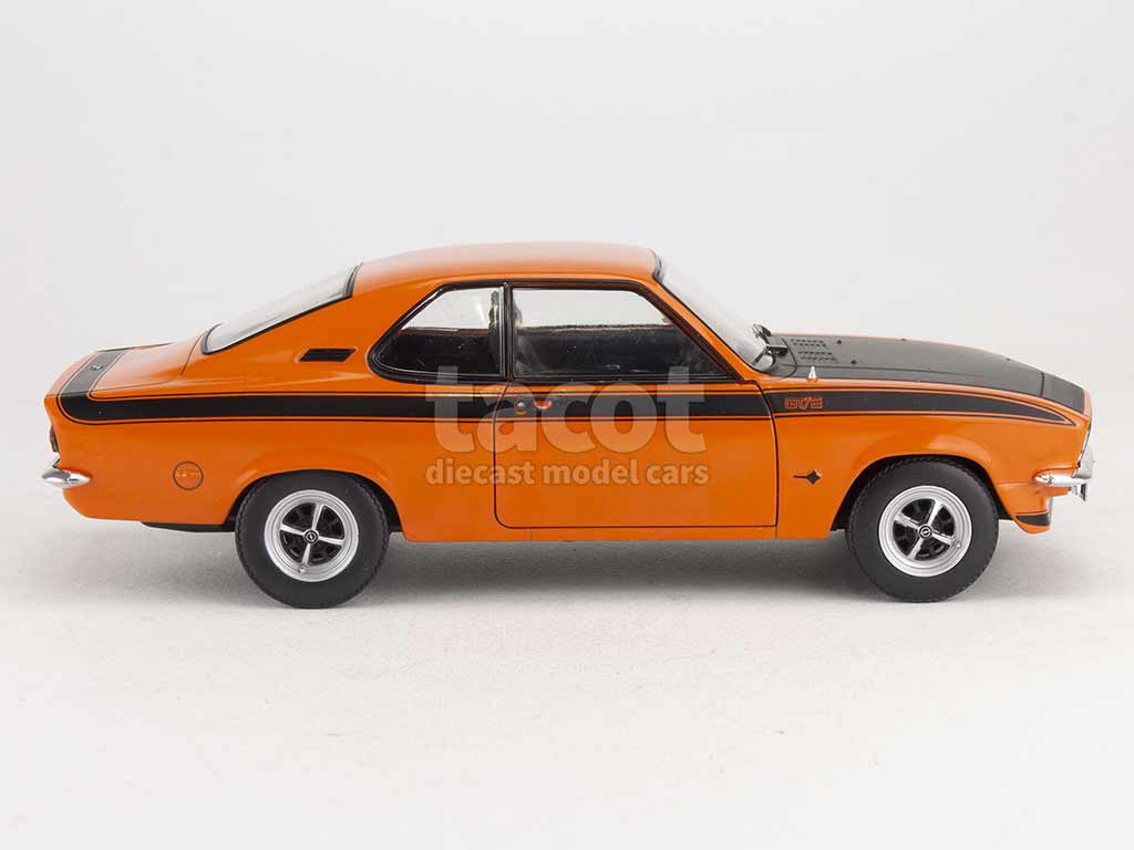 2664 Opel Manta A GT/E 1974