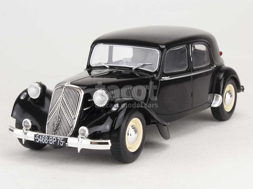 2675 Citroën Traction 15-Six 1953