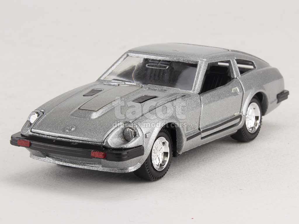 2902 Nissan Fairlady 280ZT