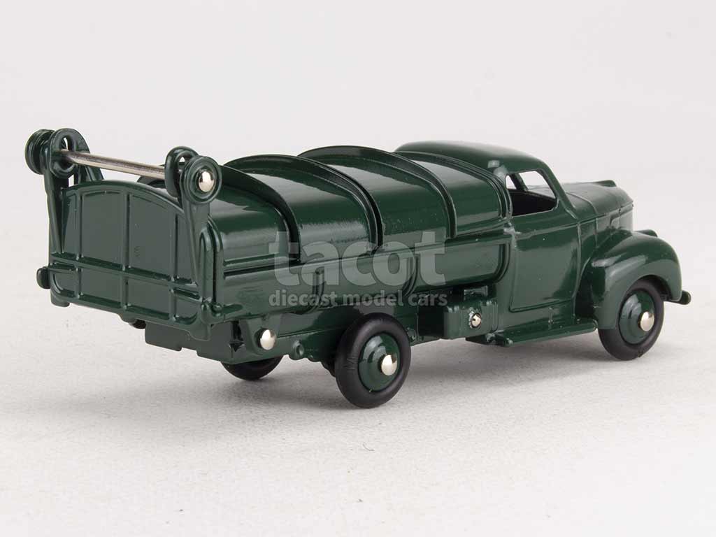 2933 Studebaker Benne &agrave; Ordres Prototype 1951