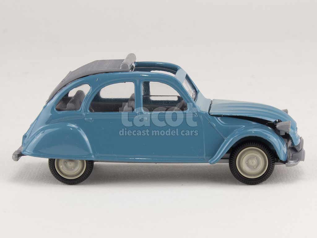 3012 Citroën 2CV 6 1975