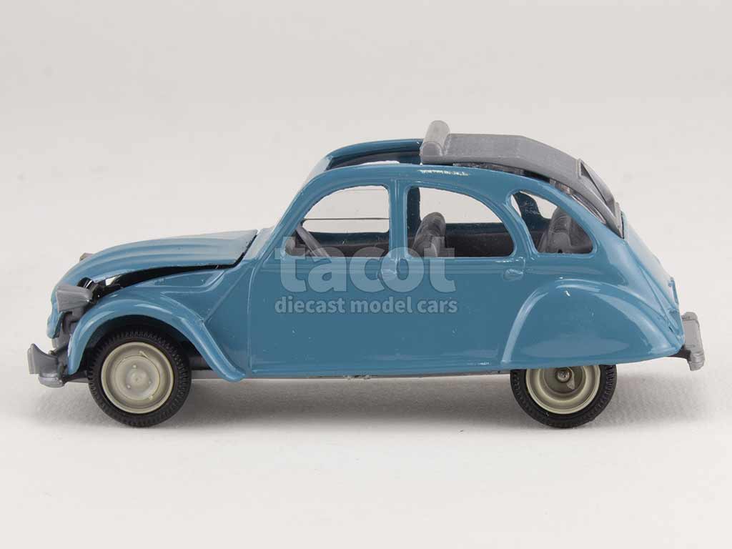3012 Citroën 2CV 6 1975