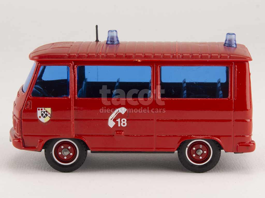 3030 Peugeot J9 Pompiers