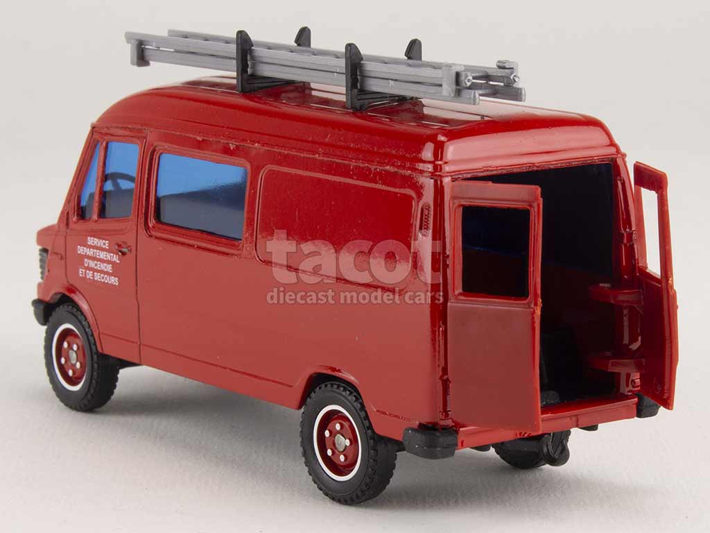3033 Mercedes 407D Fourgon Pompiers