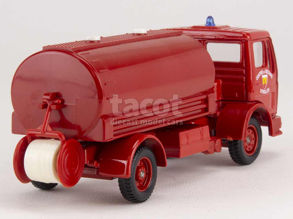 3045 Mercedes Citerne Pompiers