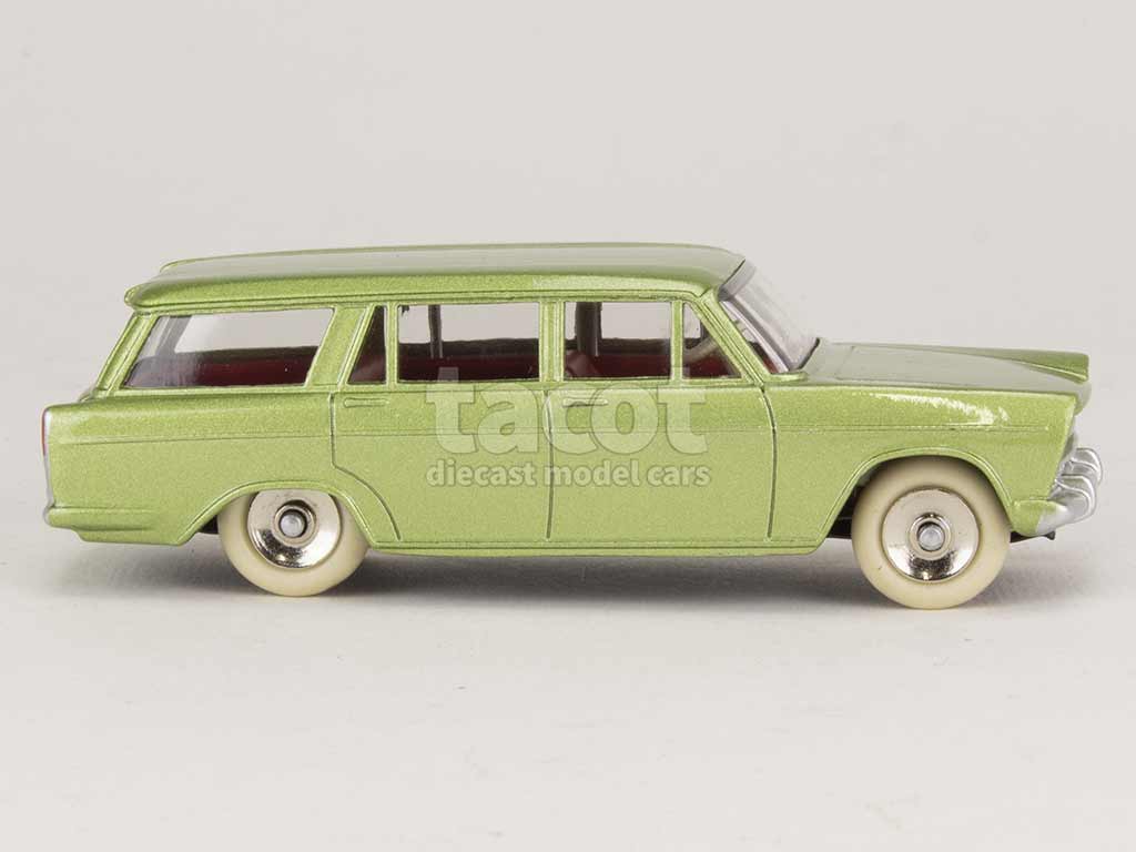 3078 Fiat 1800 Familiale