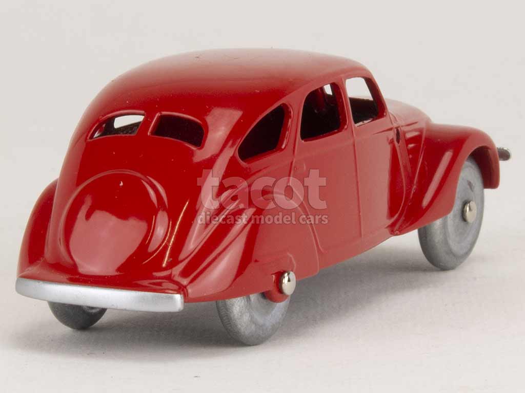 3083 Peugeot 402 1939