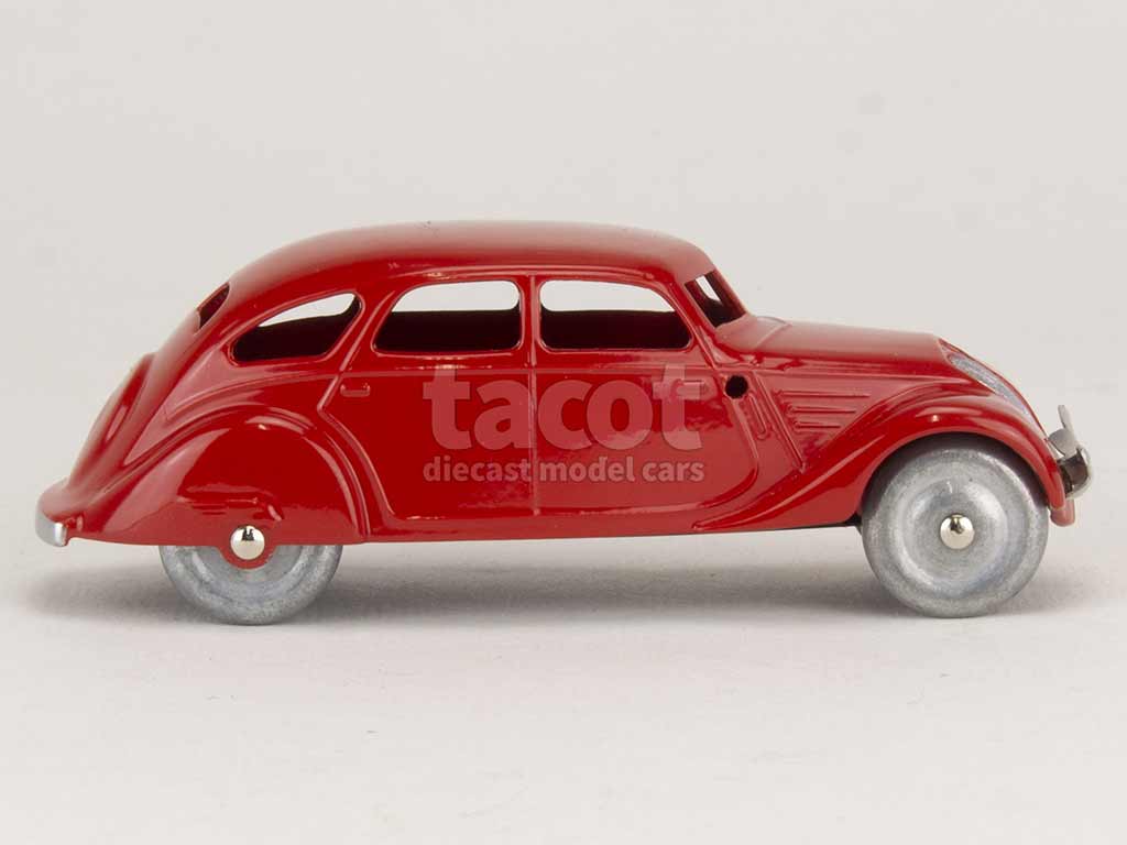 3083 Peugeot 402 1939