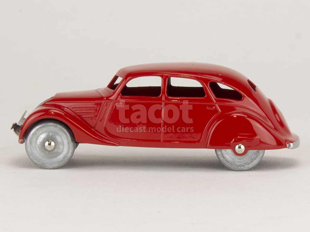 3083 Peugeot 402 1939