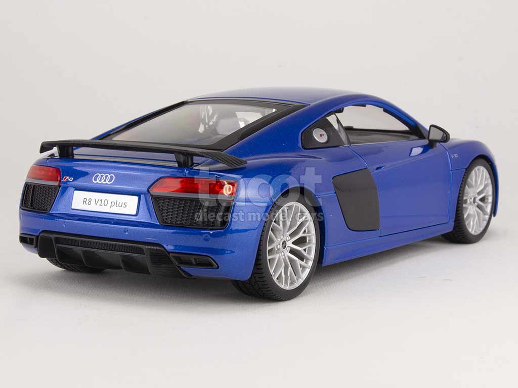3111 Audi R8 V10 Plus 2016
