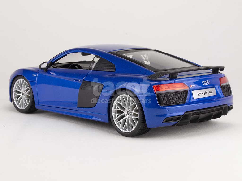 3111 Audi R8 V10 Plus 2016