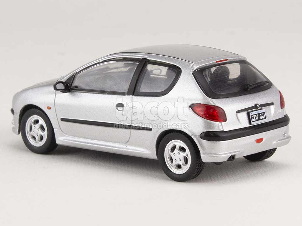3117 Peugeot 206 XS 1999