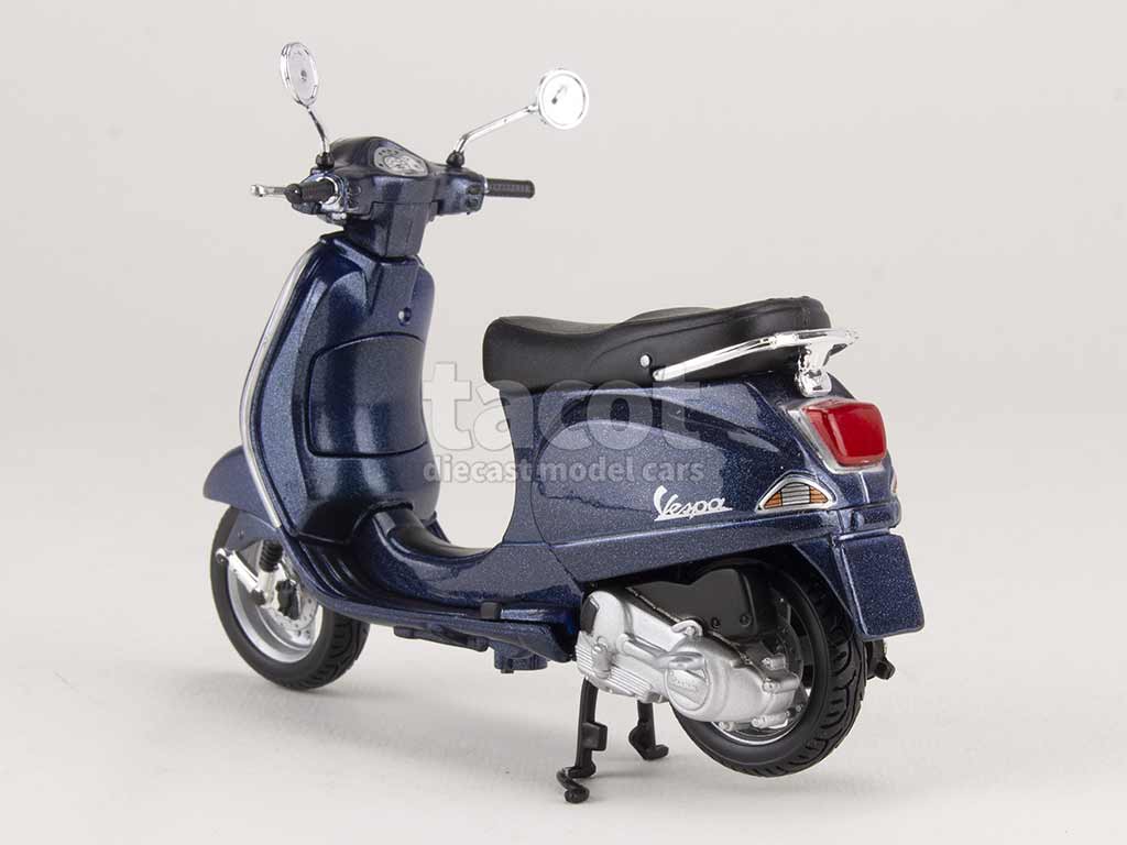 3130 Vespa LX 125 2005