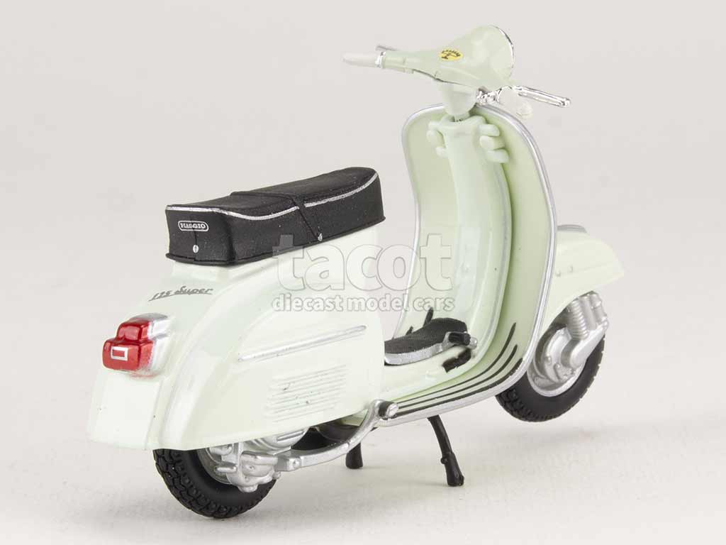 3132 Vespa 125 Super 1965