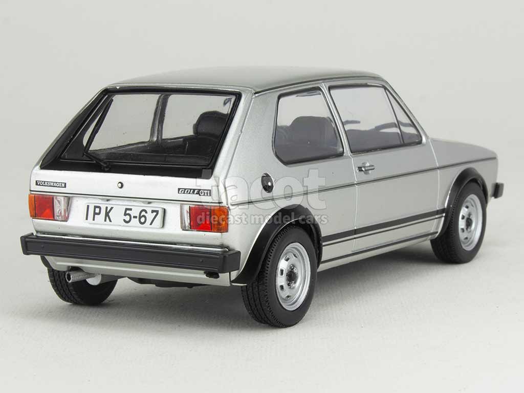 3222 Volkswagen Golf GTi 1976