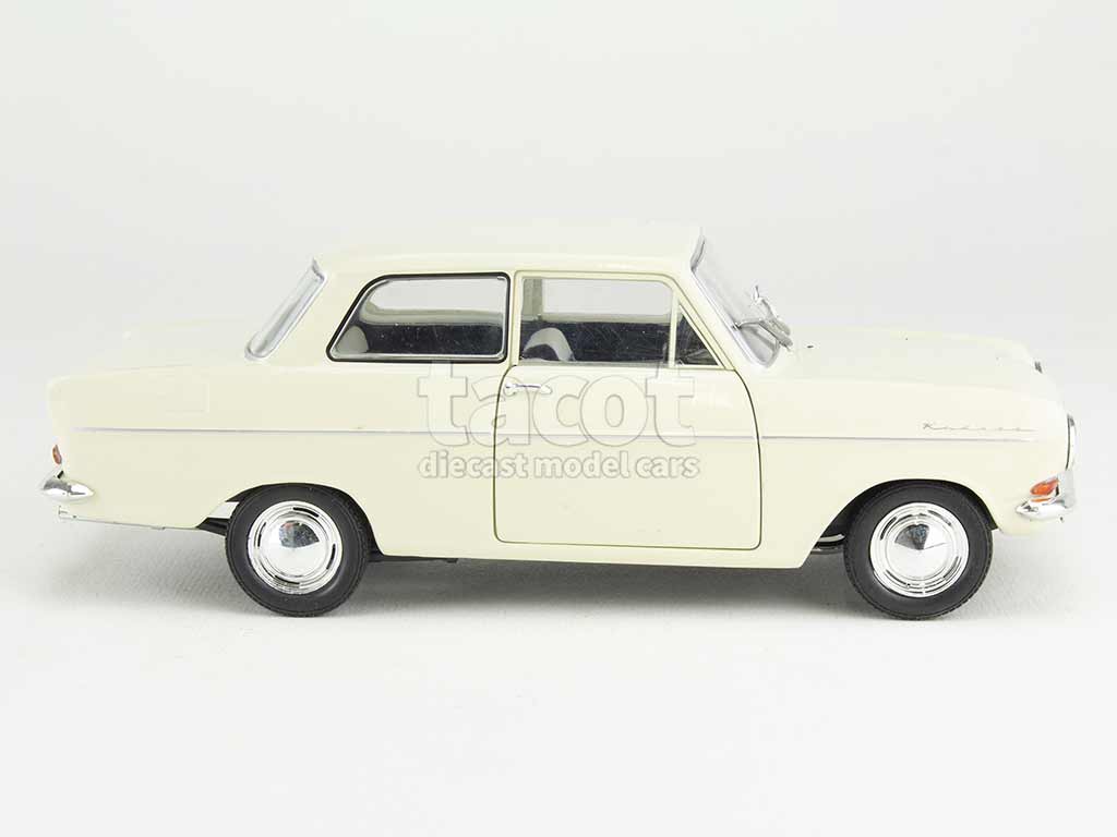 Modèle Réduit Edicola Opel Kadett A 1962 - Échelle 1/24, Couleur Blanche