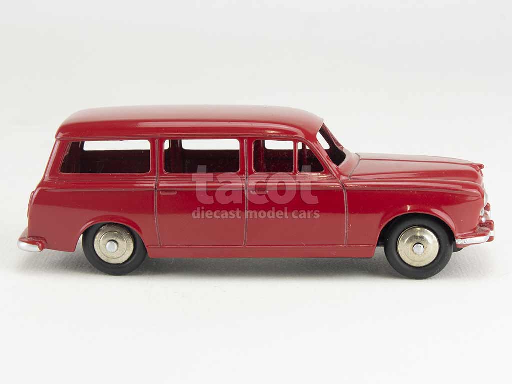 3287 Peugeot 403 Familiale