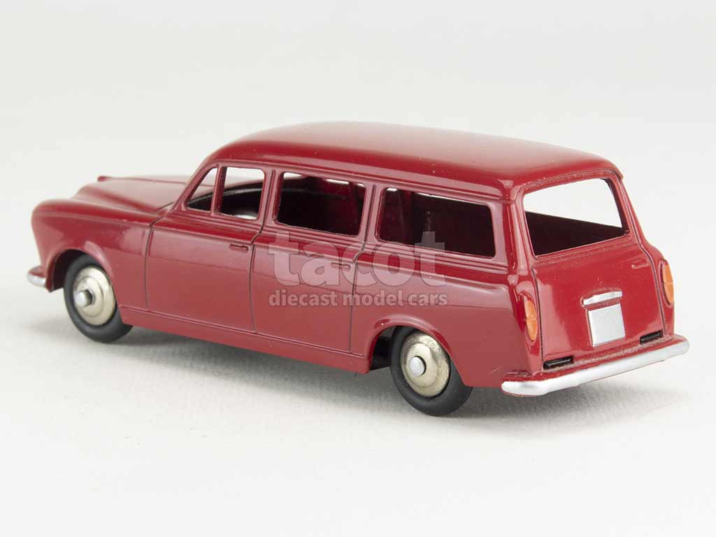 3287 Peugeot 403 Familiale