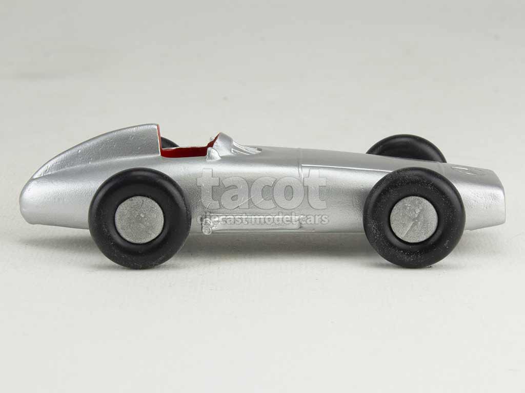 3331 Mercedes Rekord Rennwagen