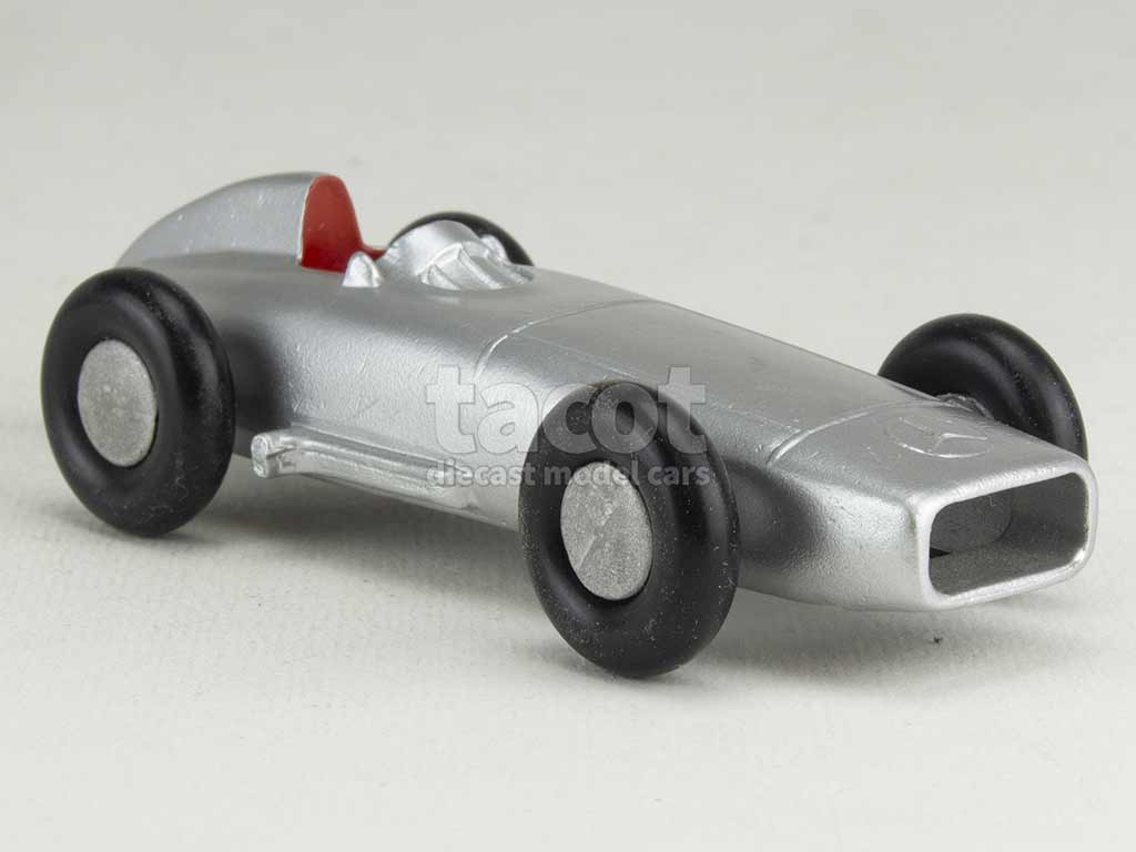 3331 Mercedes Rekord Rennwagen