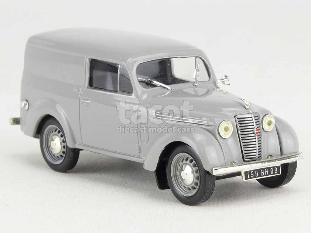 3341 Renault Juvaquatre Dauphinoise Tôlée 1955