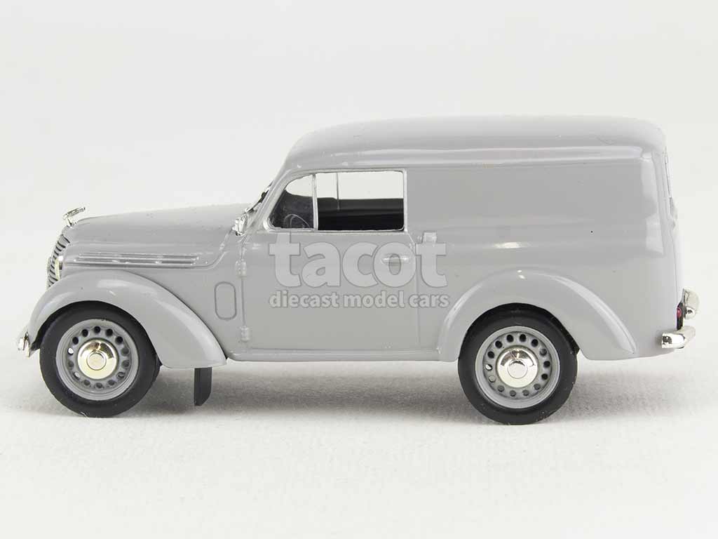 3341 Renault Juvaquatre Dauphinoise Tôlée 1955