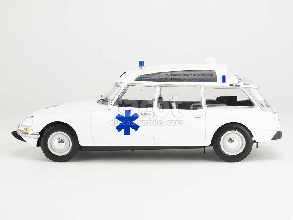 3494 Citroën DS20 Break Ambulance
