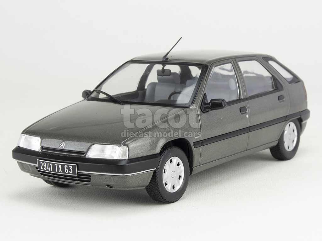 よし① Citroën - ZX - Modèle Presse - 1/24 - Autos Miniatures Tacot