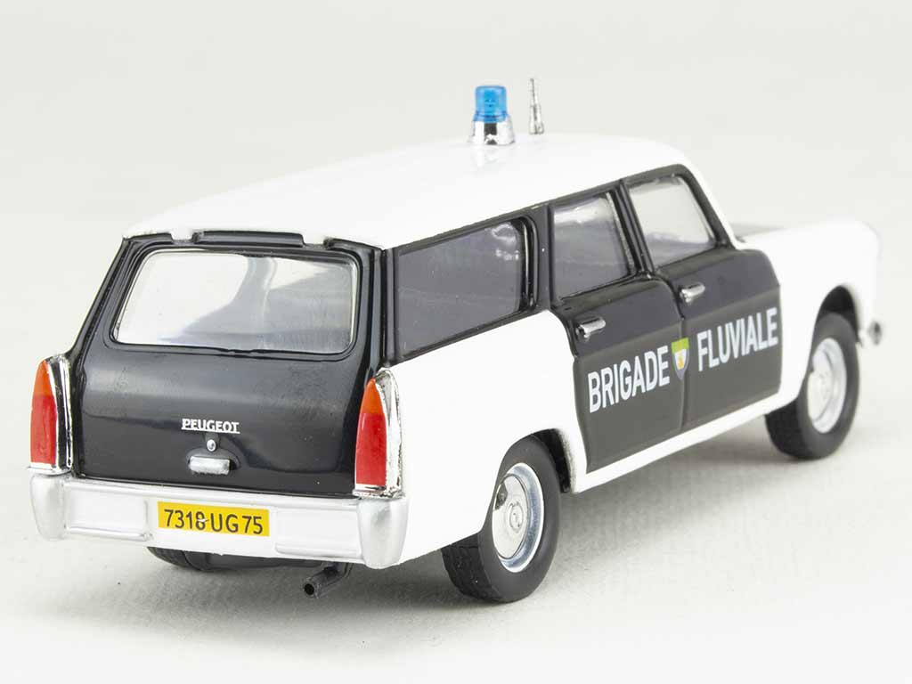 3545 Peugeot 404 Break Police