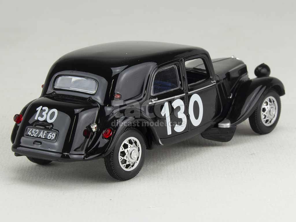 3850 Citroën Traction 15CV Lyon Charbonnières 1954