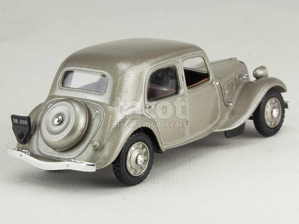 3854 Citroën Traction 11BL Danemark 1946