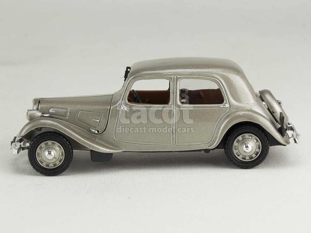 3854 Citroën Traction 11BL Danemark 1946