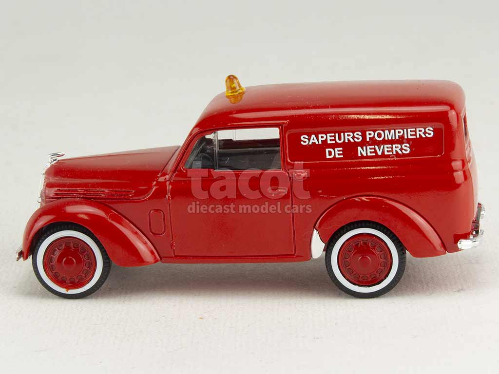 3880 Renault Juvaquatre Break Pompiers