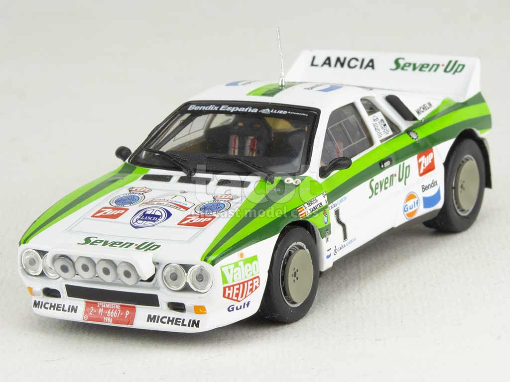 Kit Modèle à Monter LANCIA 037 Rallye Catalunya 1986 - Échelle 1:24 Par Hasegawa - Neuf