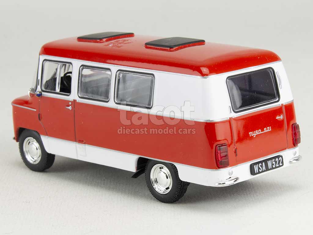 3909 Divers Nysa 521 Minibus