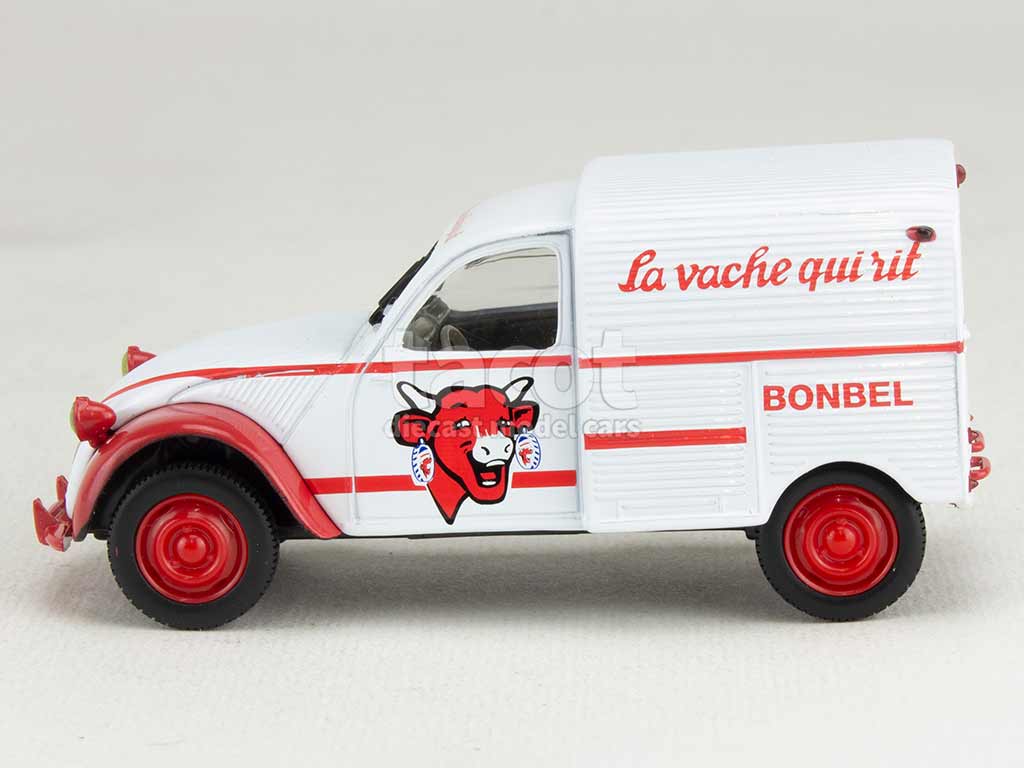 CITROEN　２CV　（LA　VACHE　QUI　RIT）　箱あり CITROEN 2CV （LA VACHE QUI RIT） 箱あり - メルカリ