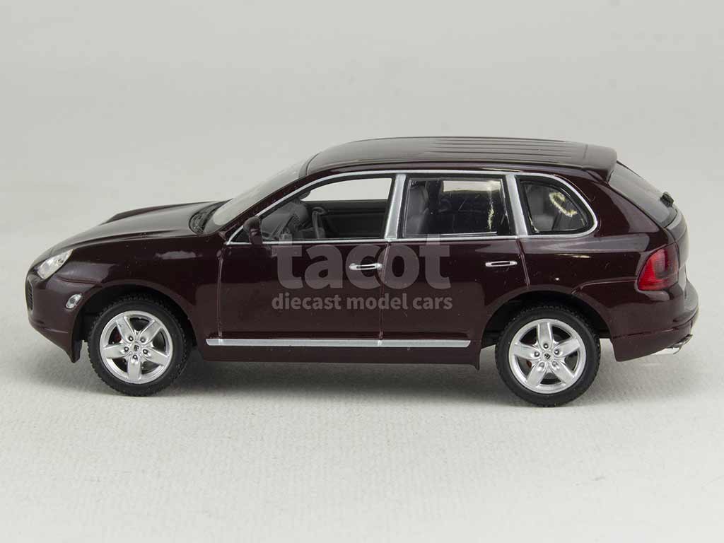 4022 Porsche Cayenne Turbo 2003