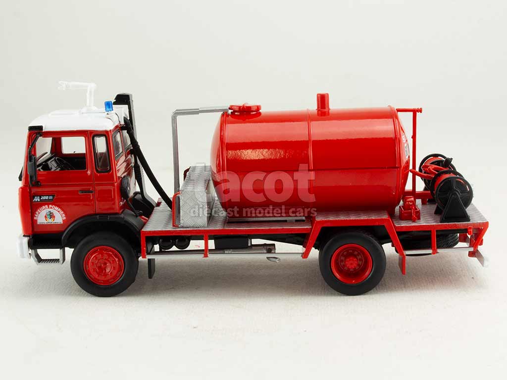 4278 Renault M 200 Citerne 6000L Sides