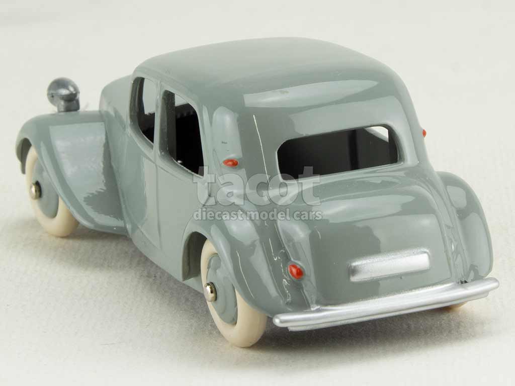 Dinky Toys - 1:43 - ref. 24N Citroën Traction avant 11 BL